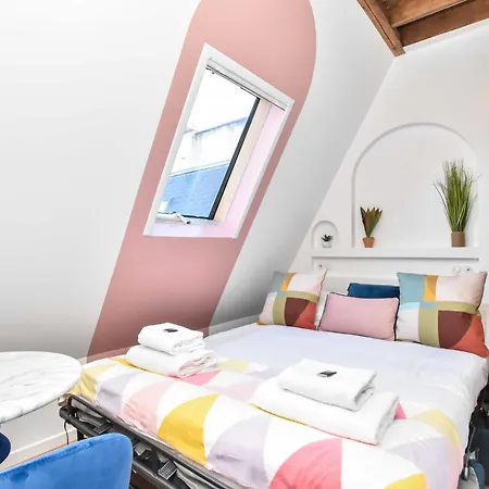 Charming For 2 People Apartment Paris